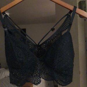 Size L black bralette